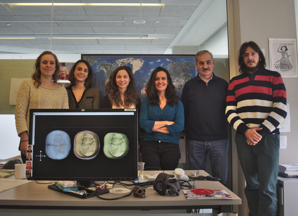 Dental Anthropology Group at CENIEH. From left to right: Cecilia García Campos, Laura Martín-Francés, Marina Martínez de Pinillos, María Martinón-Torres, José María Bermúdez de Castro and Mario Modesto Mata.